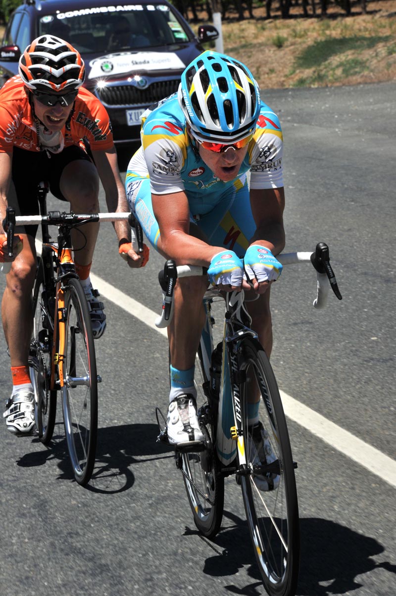 Clarke escape, Tour Down Under 2011, stage one