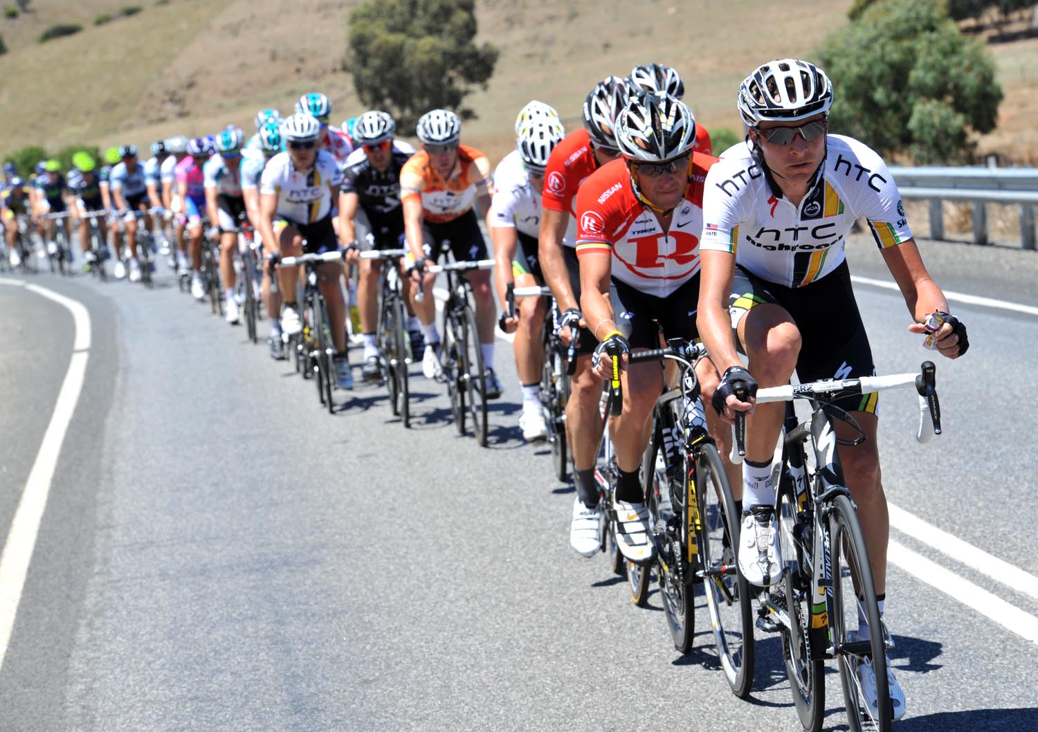 Danny Pate chases, Tour Down Under 2011, stage two