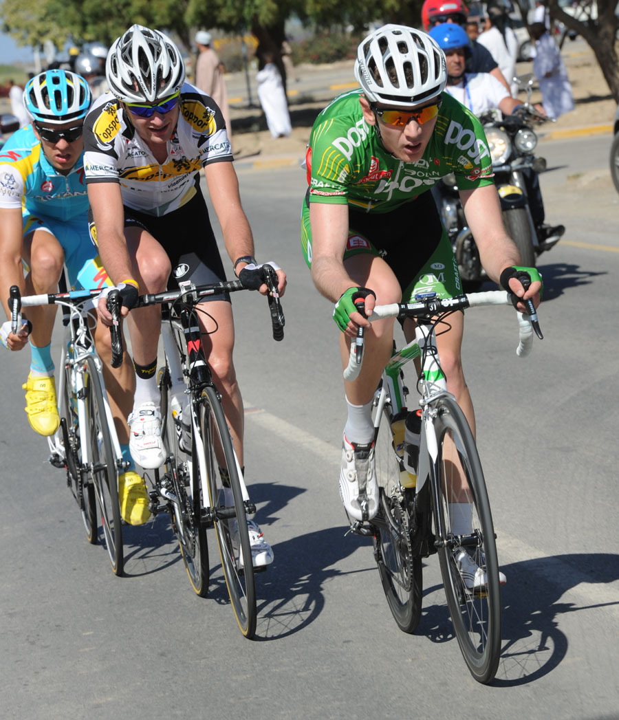 Mark McNally in escape group, Tour of Oman 2011, stage one