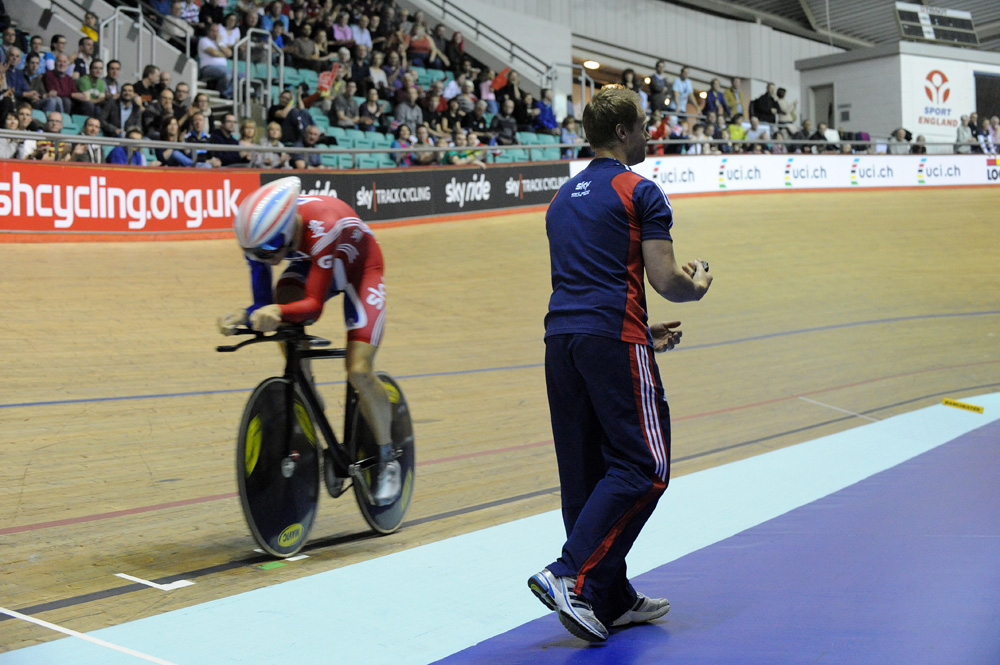 manchester track world cup 2011, track racing, cycling, ben swift, laura trott