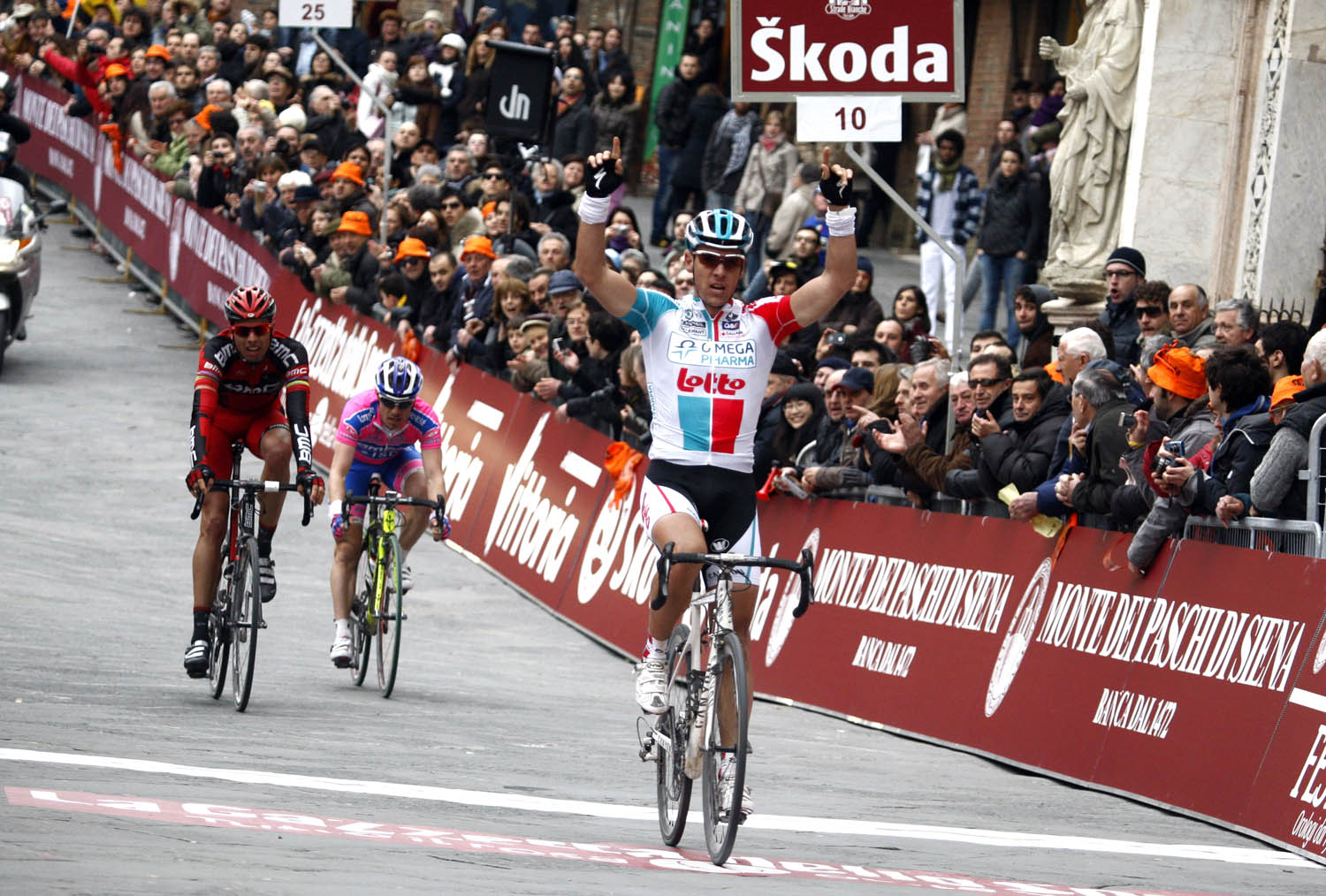 Philippe Gilbert wins, Strade Bianche 2011 Philippe Gilbert wins, Strade Bianche 2011