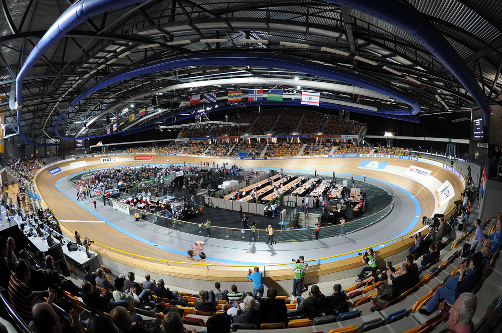 Omnisport velodrome, Apeldoorn, the Netherlands 2011 world track championships .jpg apeldoorn, omnisport, velodrome
