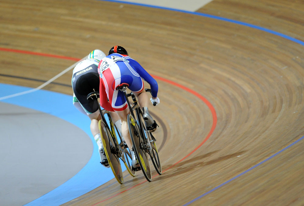Victoria Pendleton chases Anna Meares 2011 world track championships Apeldoorn.jpg 2011 world track champs, track champs, chris hoy, victoria pendleton, great britain, anna meares, keirin, sprint, omnium