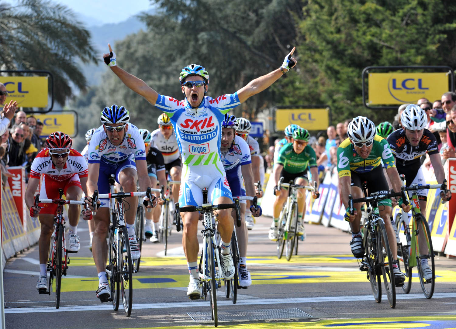 Simon Geschke wins, Criterium International 2011, stage two