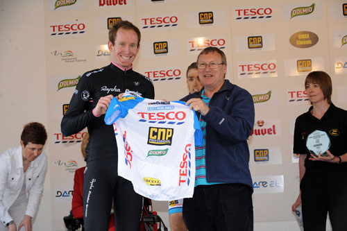 Zak Dempster on podium, Rutland-Melton CiCLE Classic 2011