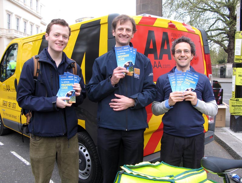 CTC give away Highway Code to drivers in London CTC give away Highway Code to drivers in London