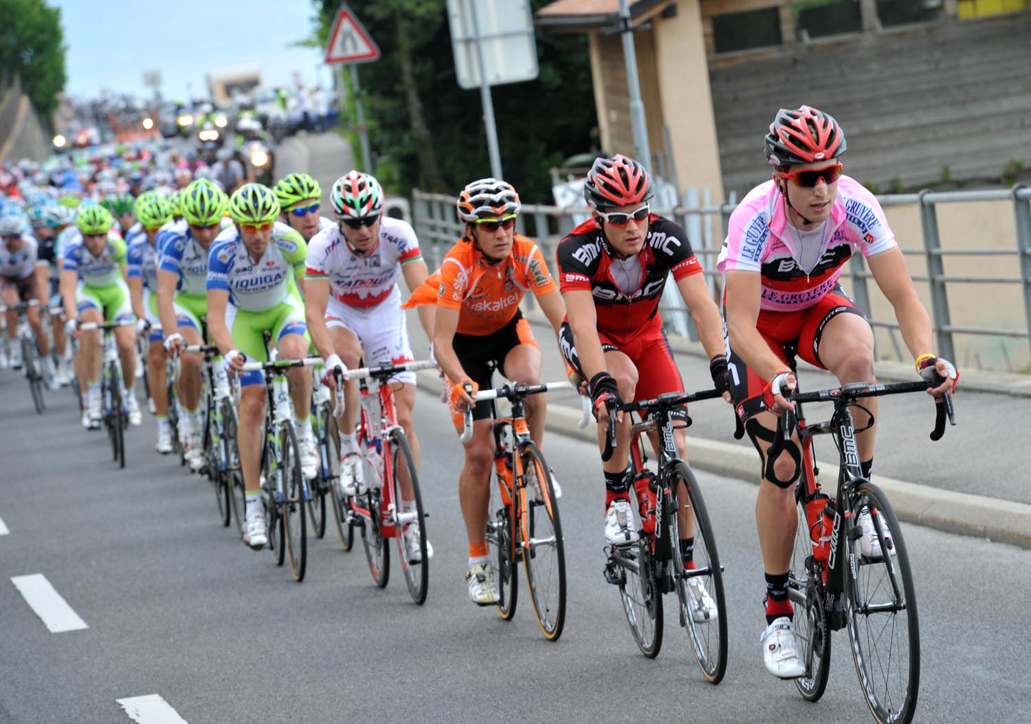 Taylor Phinney chases, Tour de Romandie 2011, stage one