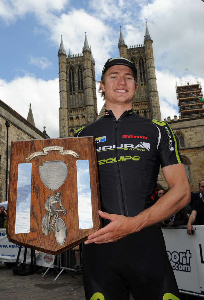 Scott Thwaites wins, Lincoln Grand Prix 2011 Scott Thwaites wins, Lincoln Grand Prix 2011