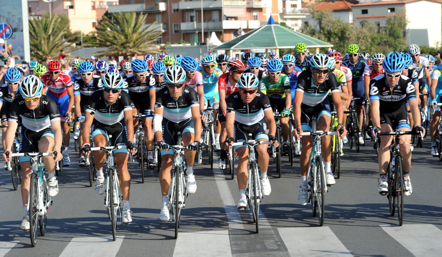 Leopard-Trek reach the finish line together, Giro d'Italia 2011, stage four Leopard-Trek reach the finish line together, Giro d'Italia 2011, stage four