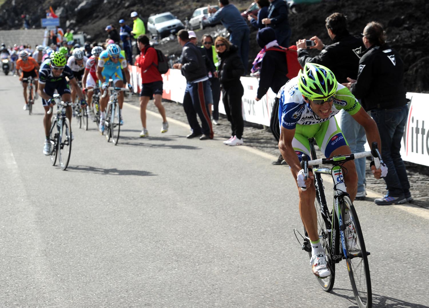 Vincenzo Nibali chases, Giro d'Italia 2011, stage nine