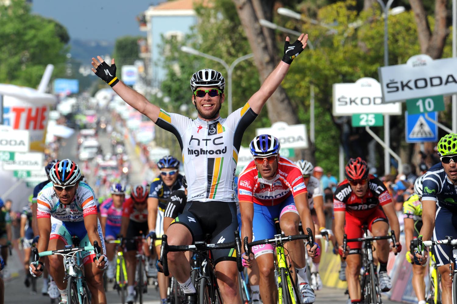 Mark Cavendish wins stage 10, Giro d'Italia 2011