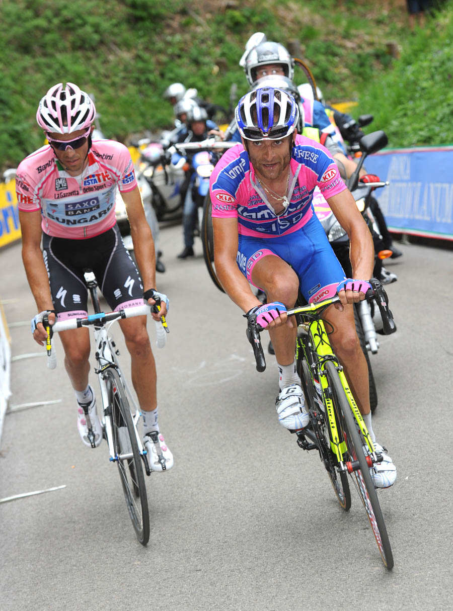 Michele Scarponi and Alberto Contador, Giro d'Italia 2011, stage 14