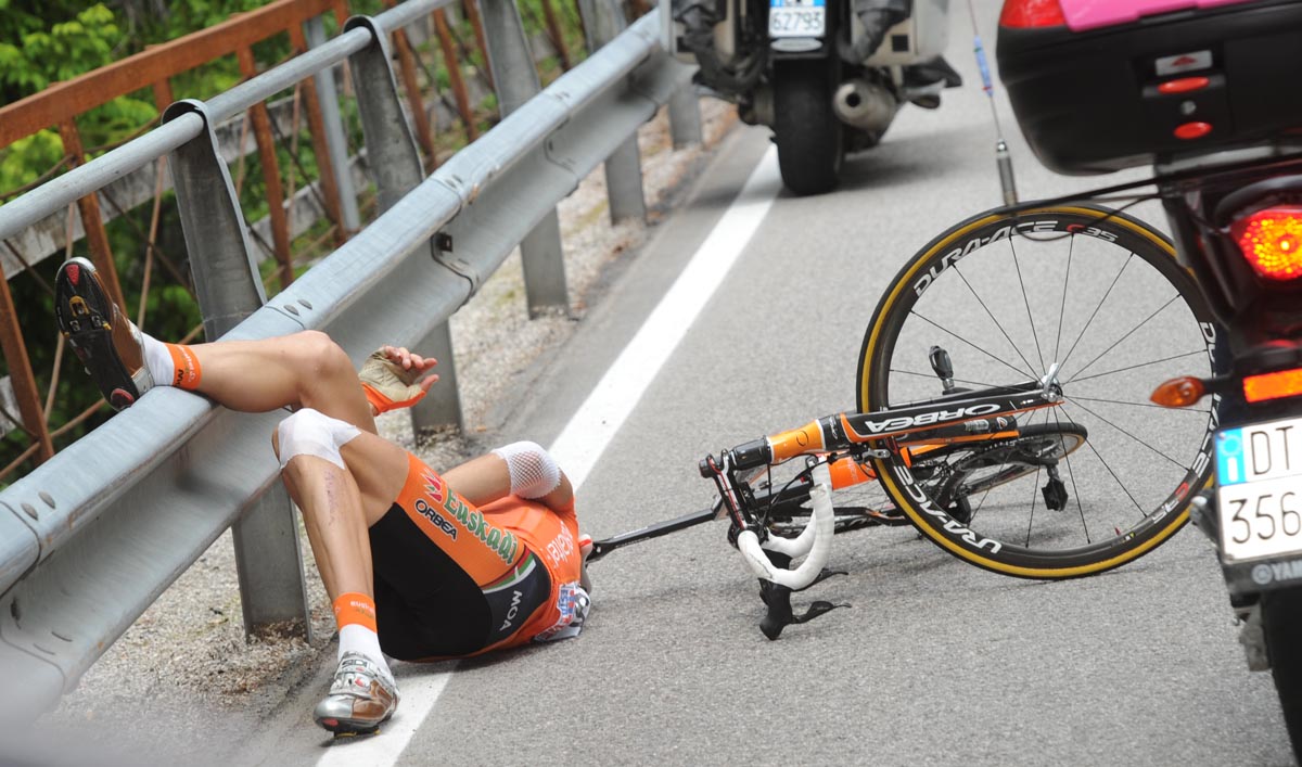 Crash, Giro d'Italia 2011, stage 15