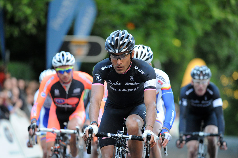 Kristian House on front, Tour Series 2011, round one