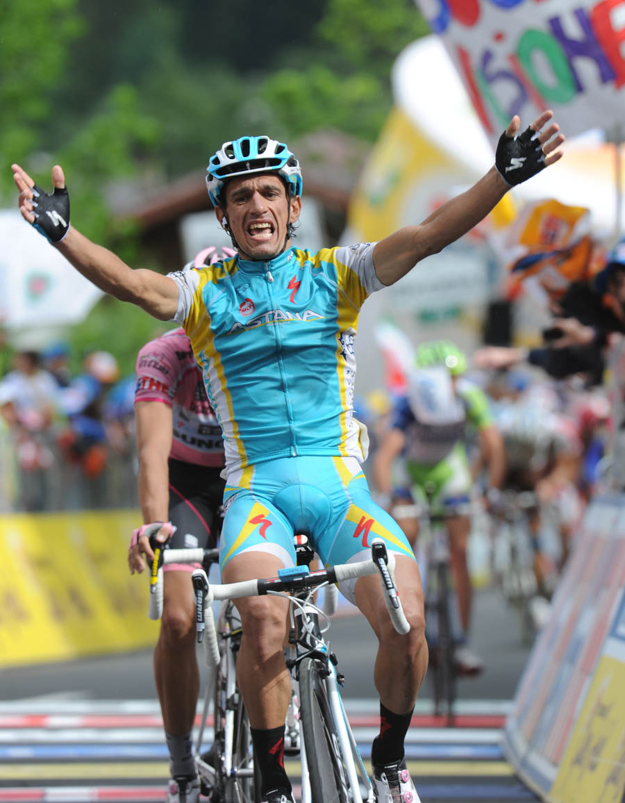Paolo Tiralongo wins, Giro d'Italia 2011, stage 19 Paolo Tiralongo wins, Giro d'Italia 2011, stage 19