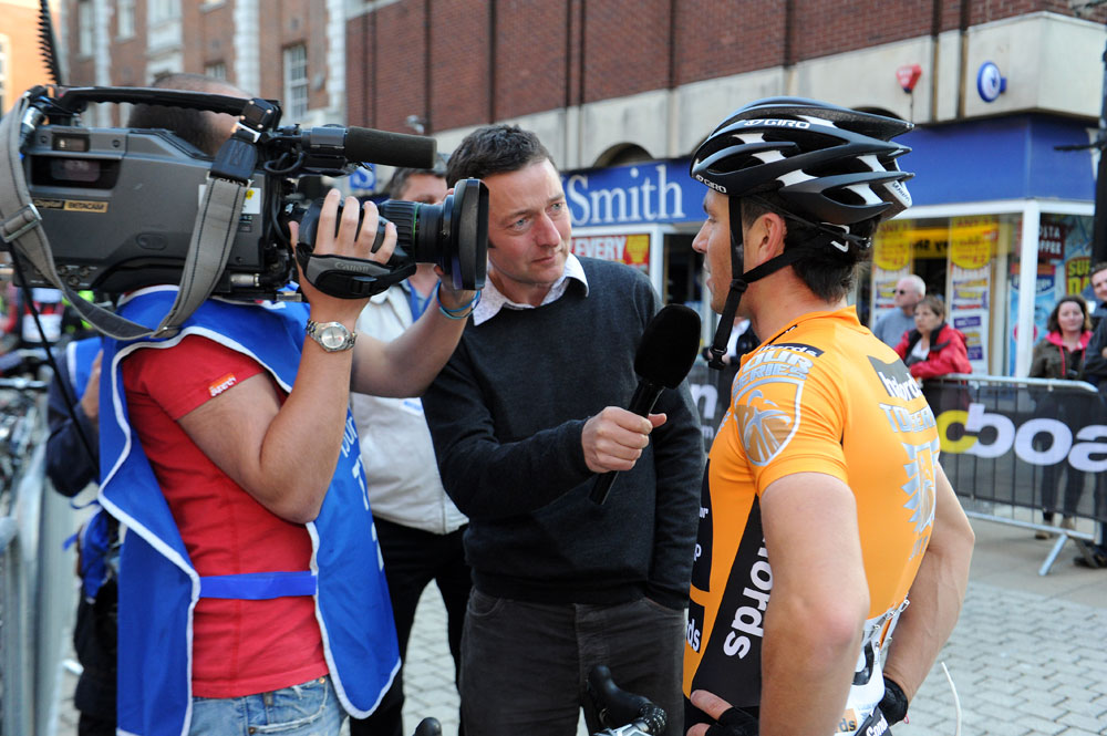 Graham Briggs and Ned Boulting, Tour Series 2011, round 3 Graham Briggs and Ned Boulting, Tour Series 2011, round 3