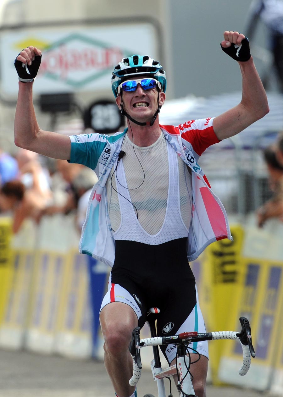 Jurgen Van Den Broeck wins stage, Criterium du Dauphine 2011, stage one Jurgen Van Den Broeck wins stage, Criterium du Dauphine 2011, stage one