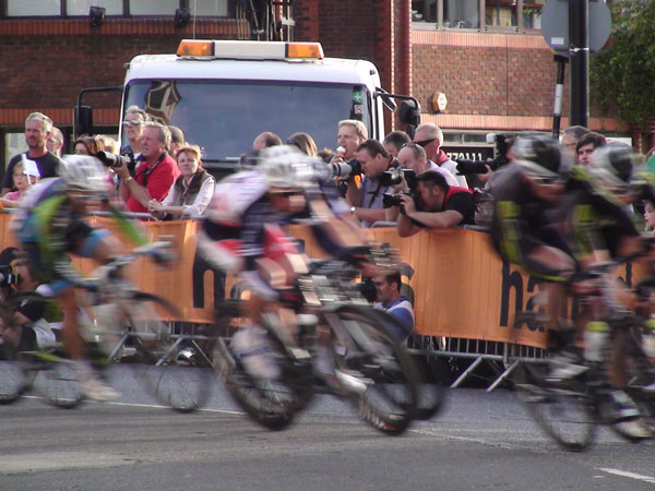 Woking action, Tour Series 2011, round seven