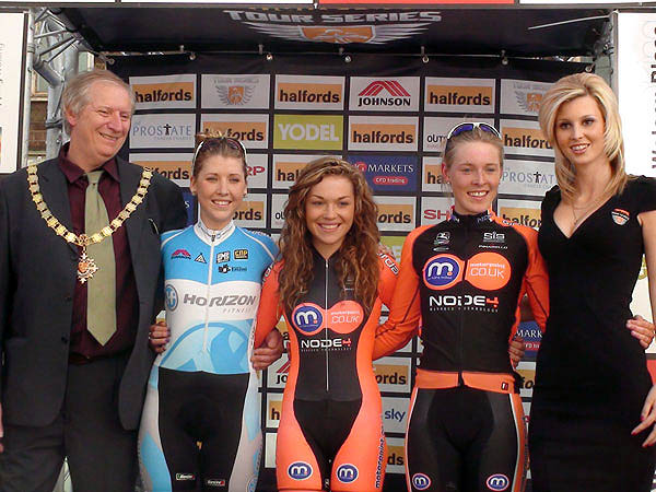 Women's podium, Tour Series 2011, round seven