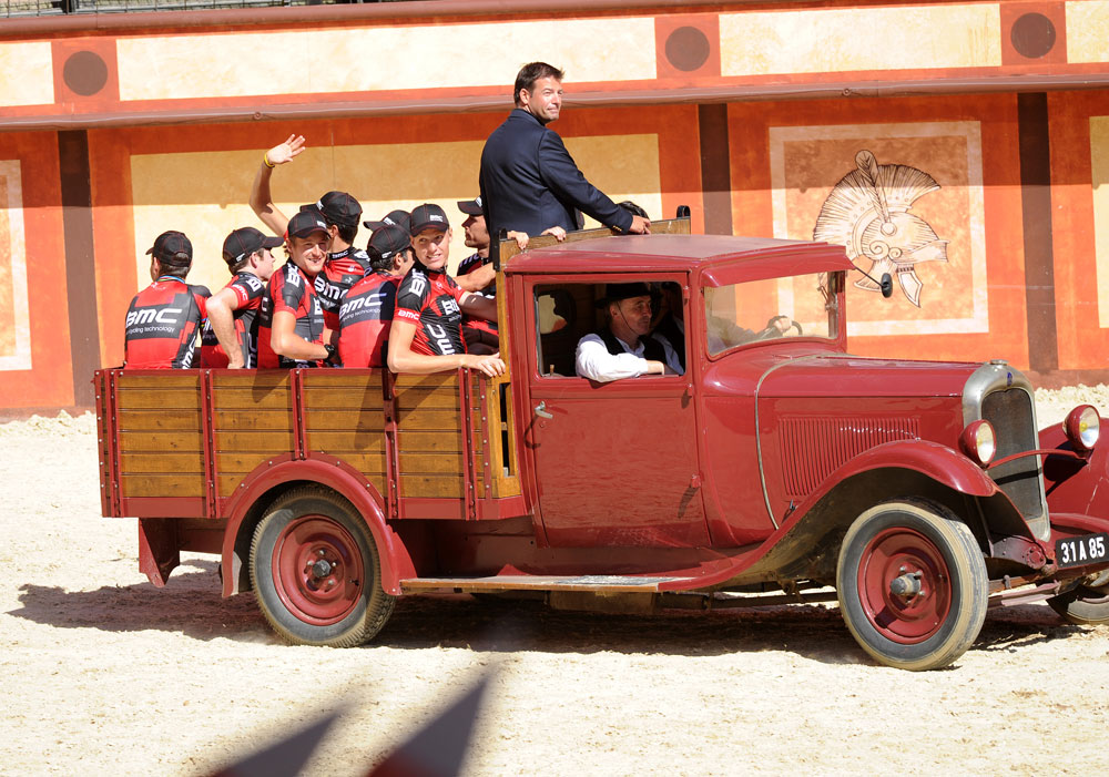 BMC arrives, Tour de France 2011 team presentation