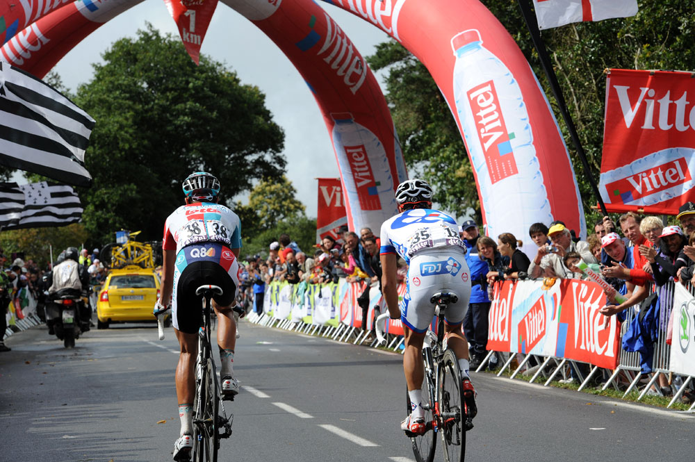 One kilometre to go, Tour de France 2011, stage 4