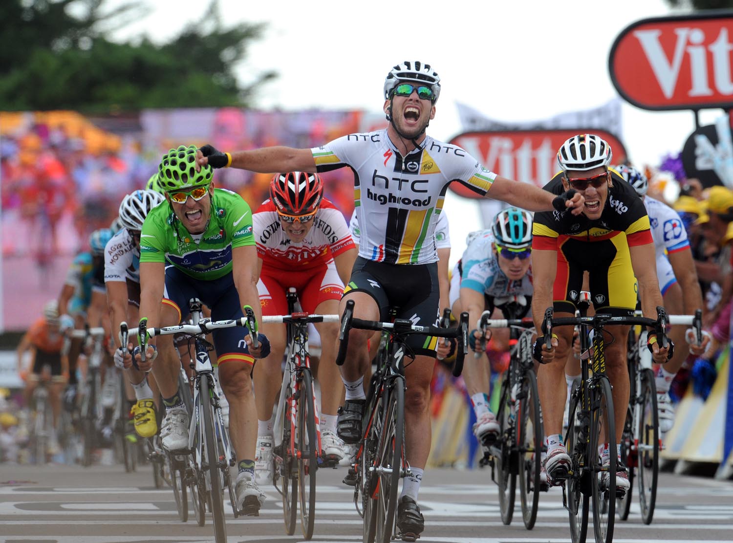 Mark Cavendish wins, Tour de France 2011, stage five Mark Cavendish wins, Tour de France 2011, stage five