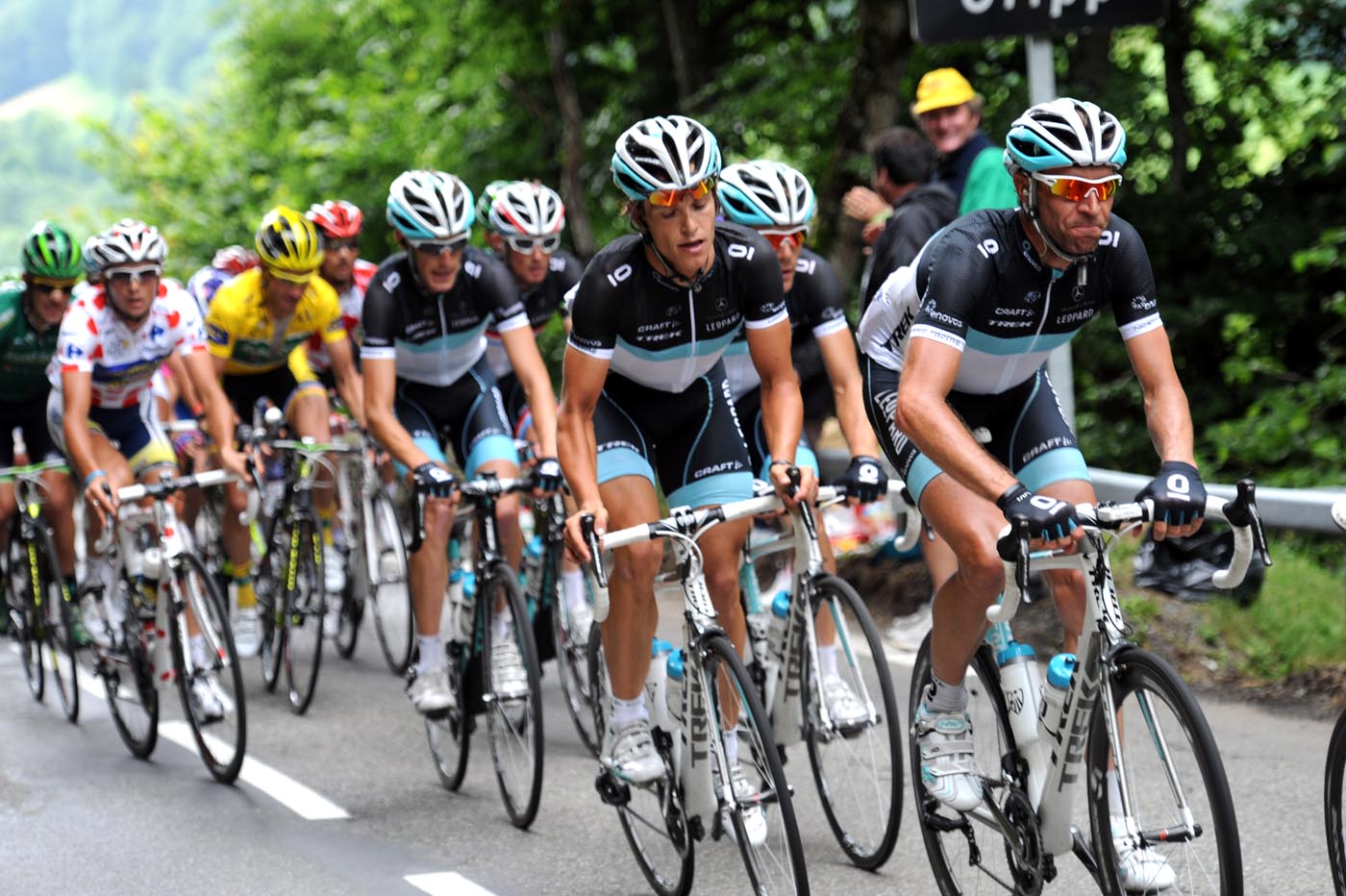 Leopard-Trek chase, Tour de France 2011, stage 12