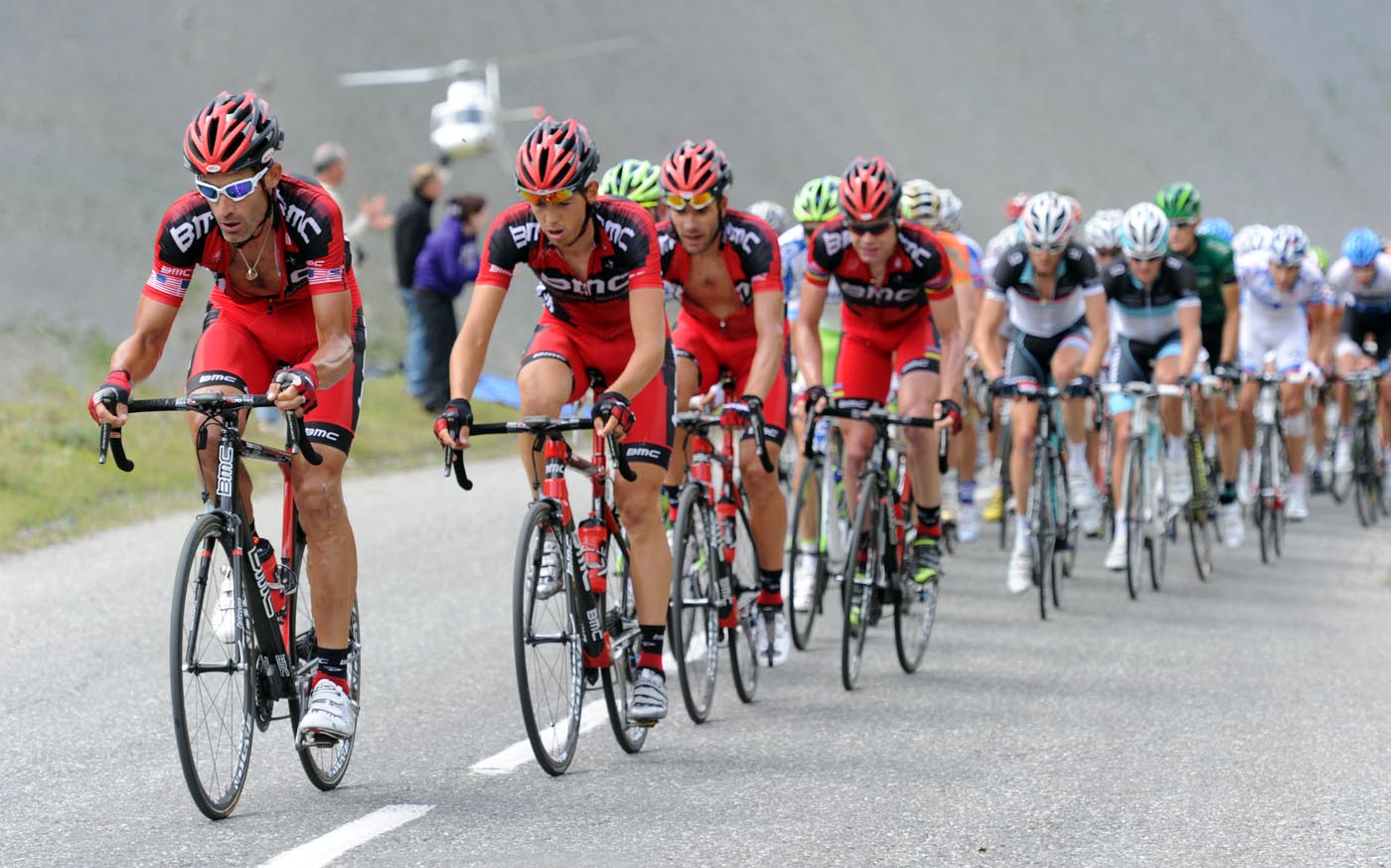 George Hincapie chases, Tour de France 2011, stage 19