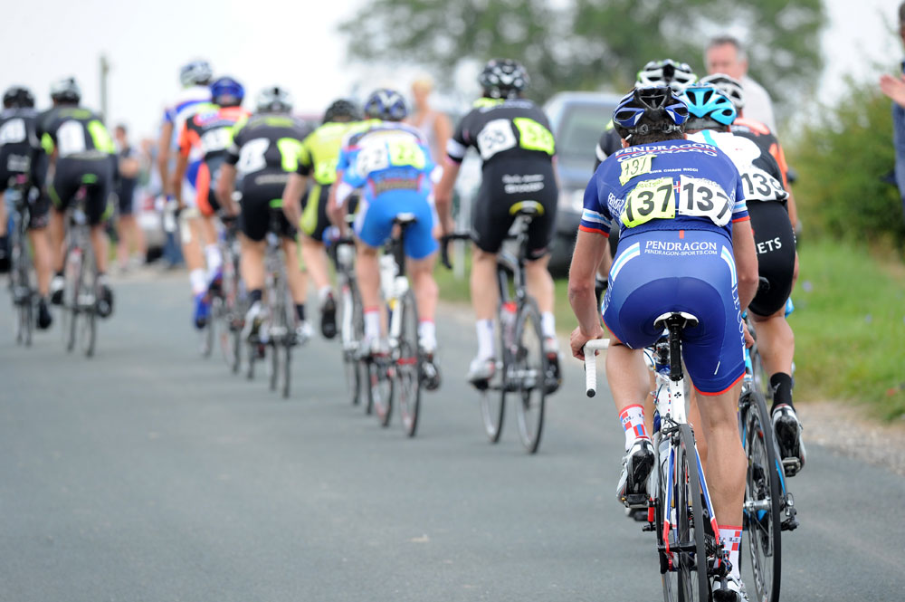 Lead group from behind East Yorkshire Classic 2011 Premier Calendar.jpg 2011 east yorkshire classic, premier calendar, british cycling, jeremy hunt, team sky