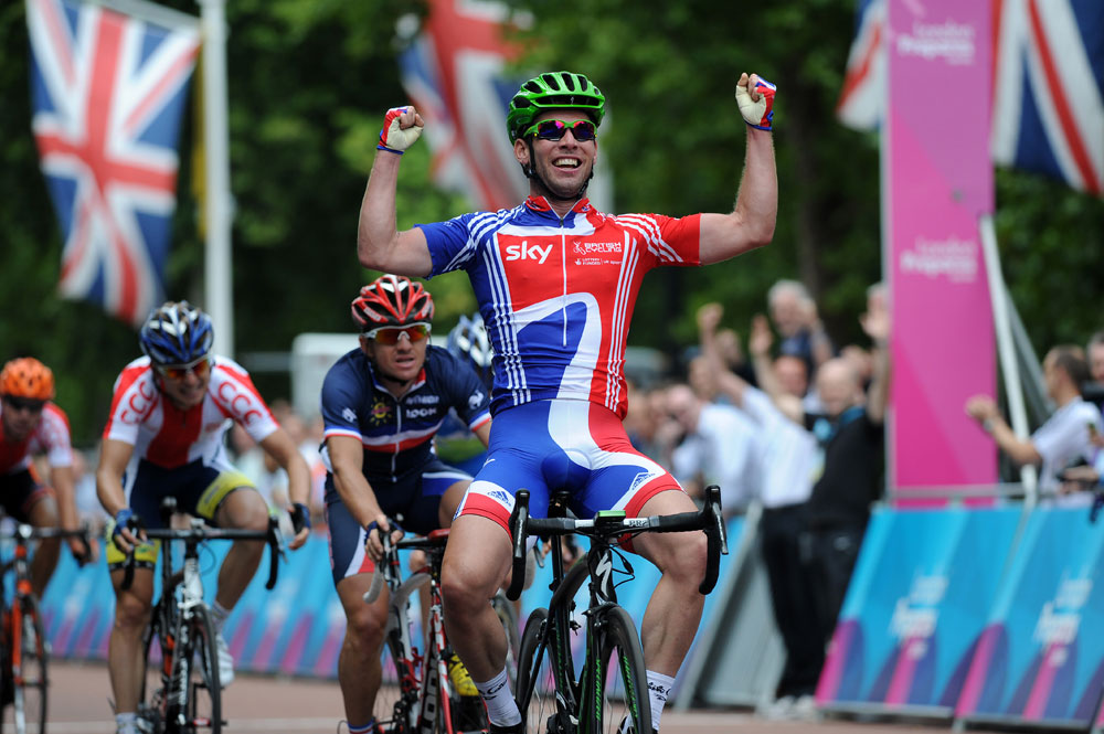 Mark Cavendish wins, London-Surrey Cycle Classic 2011 Mark Cavendish wins, London-Surrey Cycle Classic 2011