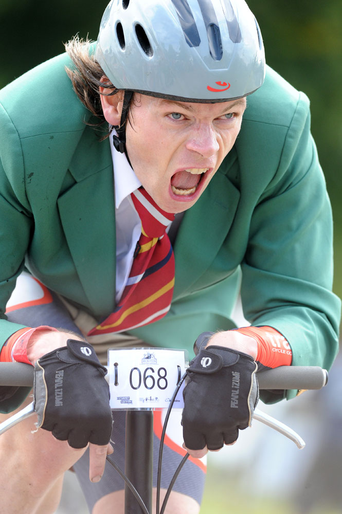 Michael Hutchinson, Brompton world champion, Bike Blenheim Palace 2011, August 21 2011 Michael Hutchinson, Brompton world champion, Bike Blenheim Palace 2011, August 21 2011