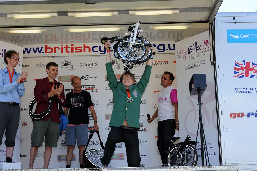 Michael Hutchinson, Brompton world champion, Bike Blenheim Palace 2011, August 21 2011 Michael Hutchinson, Brompton world champion, Bike Blenheim Palace 2011, August 21 2011