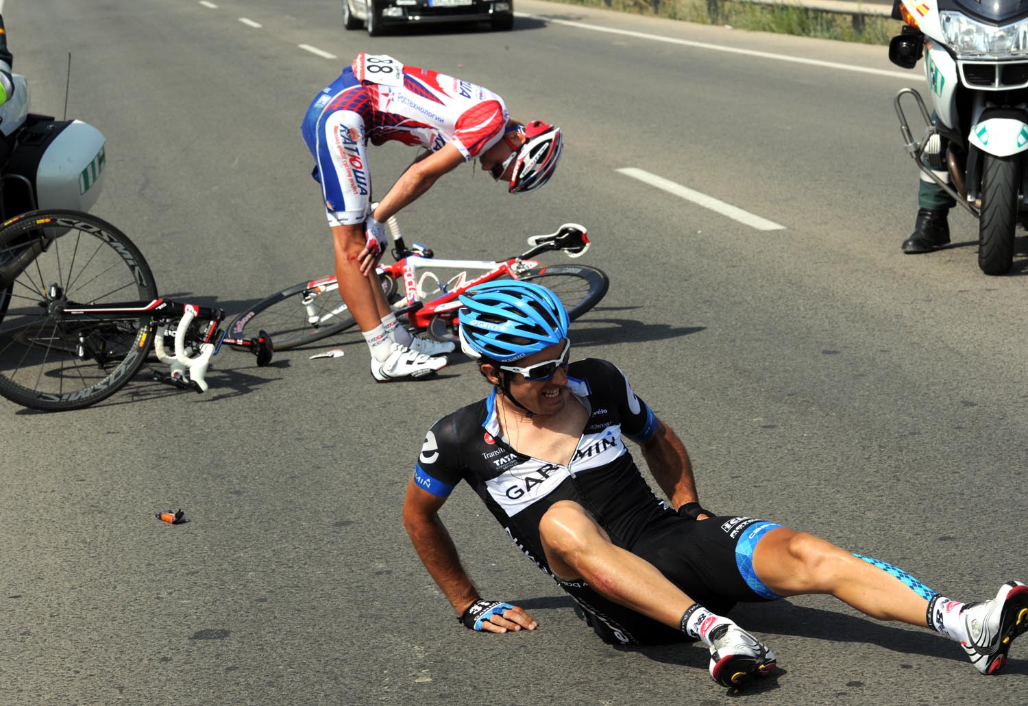 Christophe Le Mevel crashes, Vuelta a Espana 2011, stage three