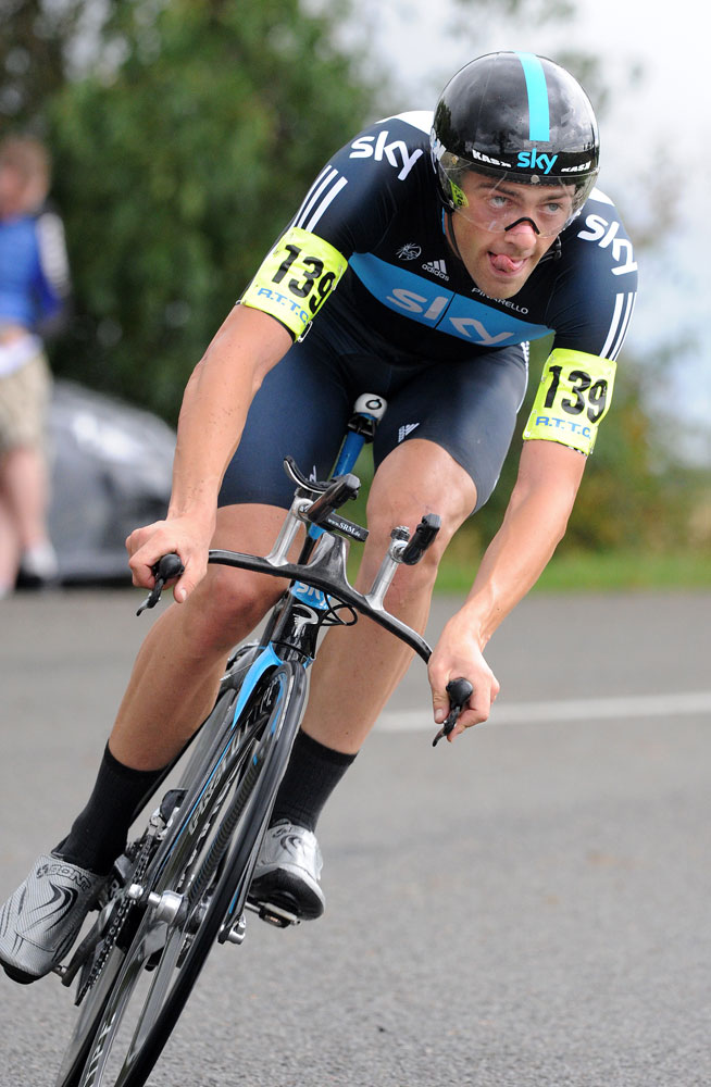 Alex Dowsett wins men's event, British Time Trial Championships 2011