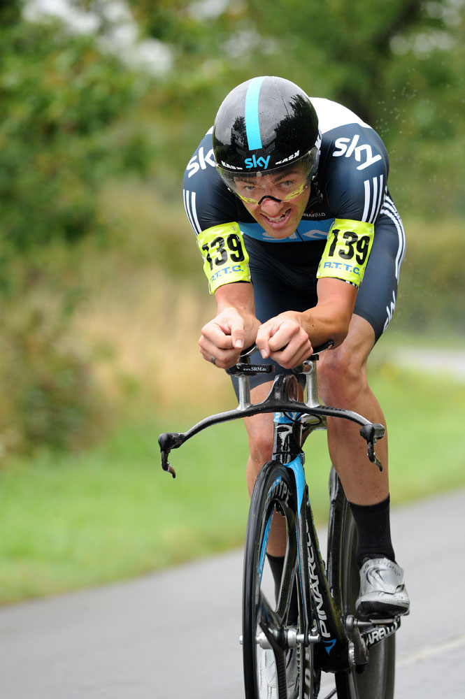 Alex Dowsett wins men's event, British Time Trial Championships 2011