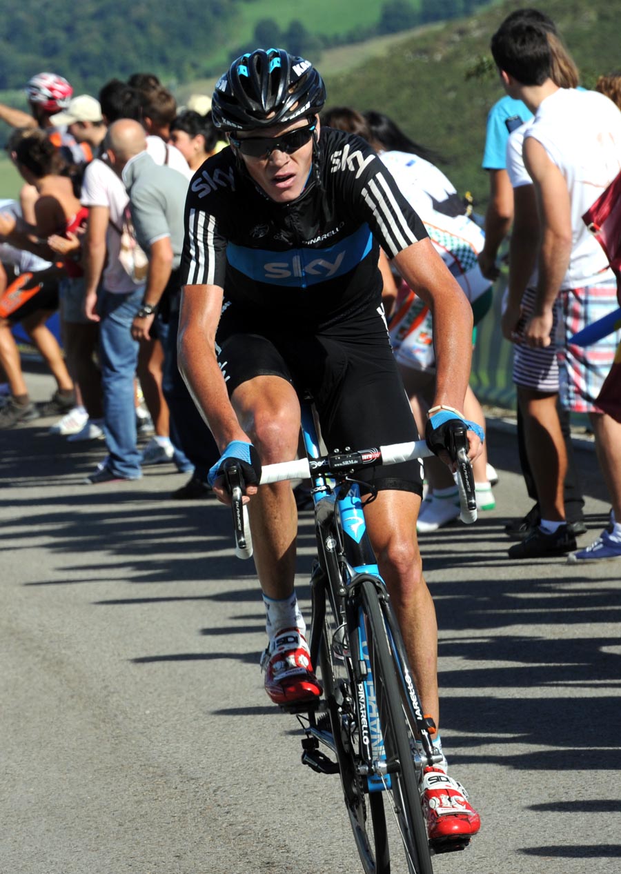 Chris Froome goes solo Vuelta a Espana 2011, stage 17