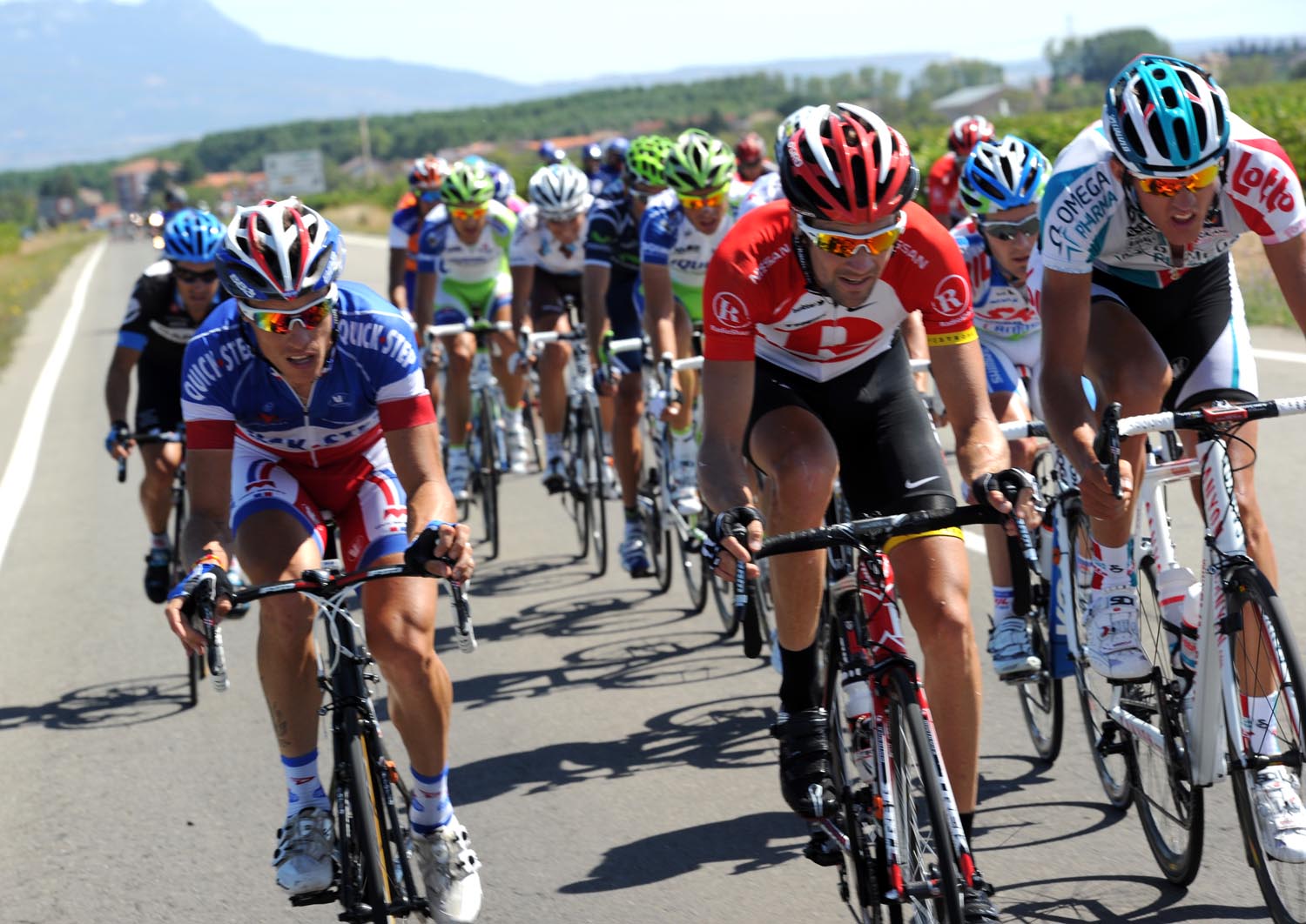 Lequatre, Chavanel escape group, Vuelta a Espana 2011, stage 17