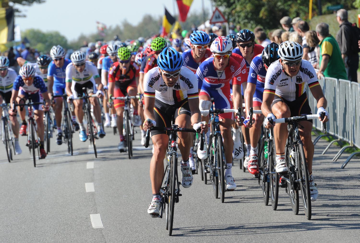 Germany chases, Elite men's road race, Road World Championships 2011