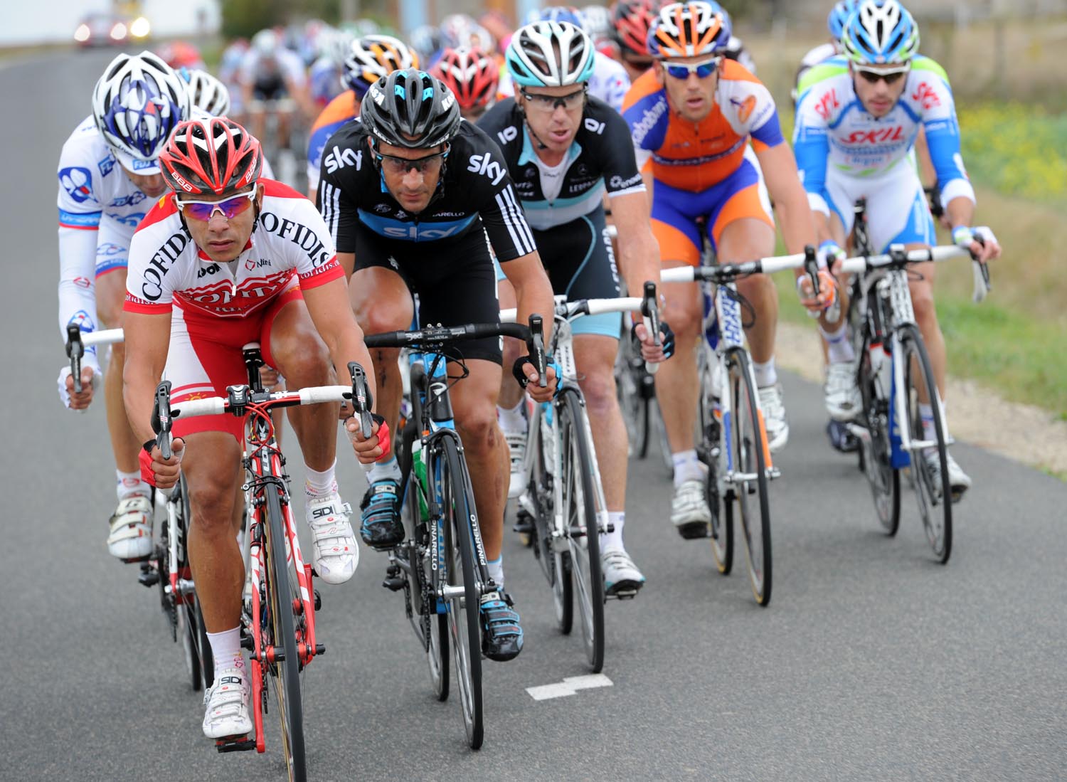 Leonardo Duque leads escape, Paris-Tours 2011 Leonardo Duque leads escape, Paris-Tours 2011