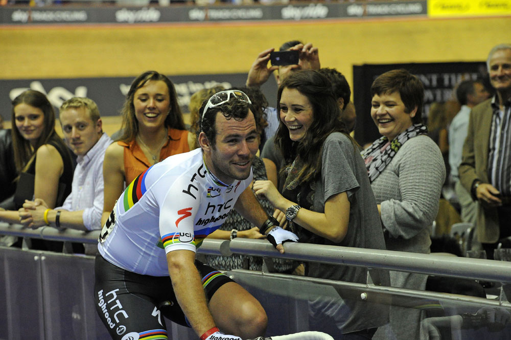 Mark Cavendish and Peta Todd, Revolution 34, November 19 2011 Mark Cavendish and Peta Todd, Revolution 34, November 19 2011