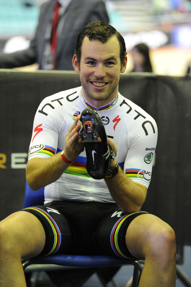 Mark Cavendish gets ready, Revolution 34, November 19 2011
