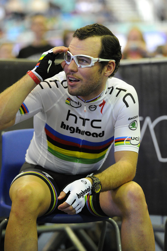 Mark Cavendish gets ready, Revolution 34, November 19 2011