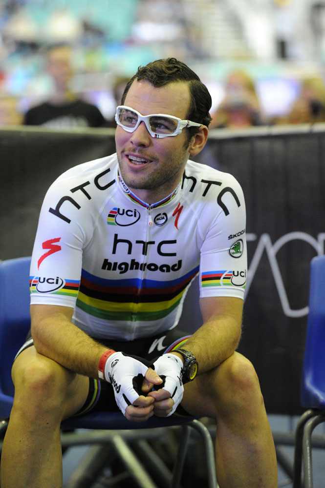 Mark Cavendish gets ready, Revolution 34, November 19 2011