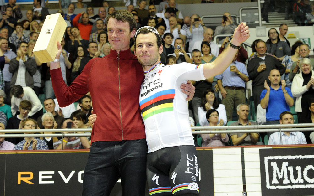 Mark Cavendish and Rob Hayles, Revolution 34, 19 November 2011 Mark Cavendish and Rob Hayles, Revolution 34, 19 November 2011