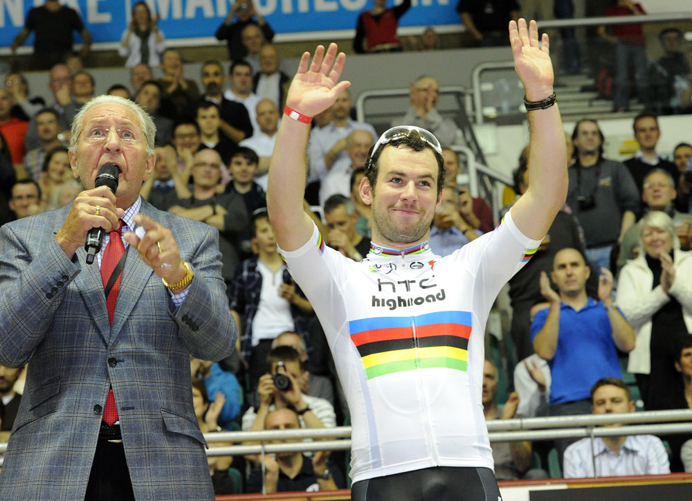 Hugh Porter and Mark Cavendish, Revolution 34, 19 November 2011 Hugh Porter and Mark Cavendish, Revolution 34, 19 November 2011