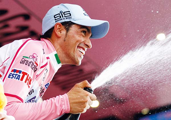 Contador, Watson photos of 2011