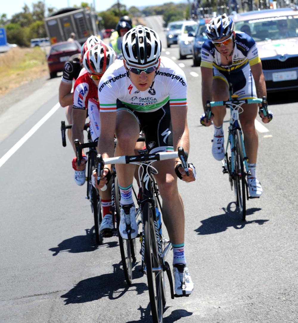 Matt Brammeier in escape, Tour Down Under 2012, stage three