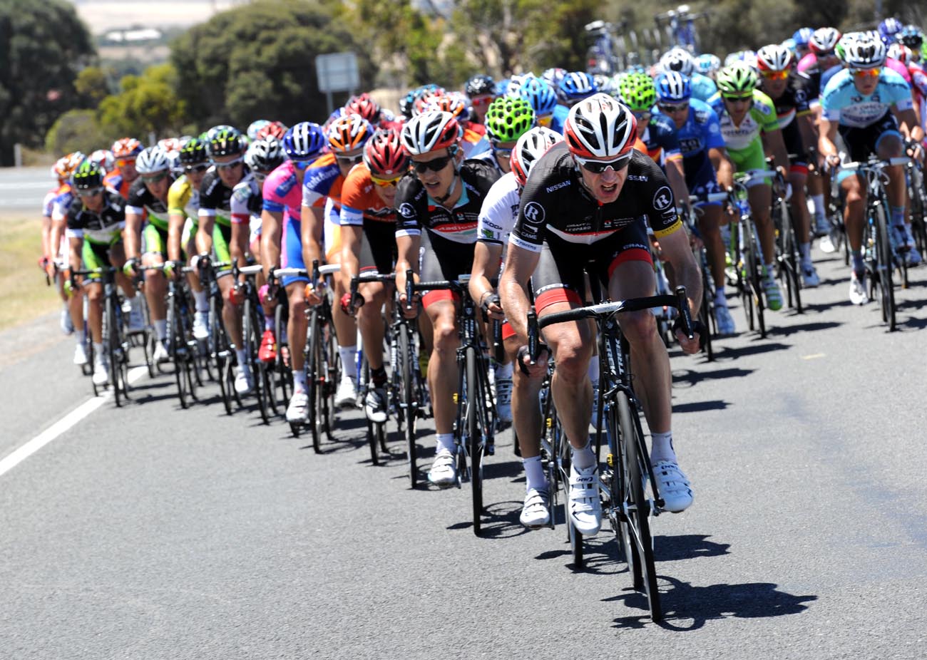 Jens Voigt chases, Tour Down Under 2012, stage three