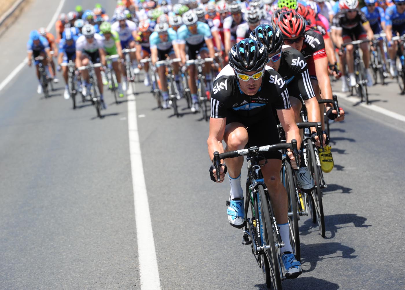 Chris Sutton and Sky chase, Tour Down Under 2012, stage five