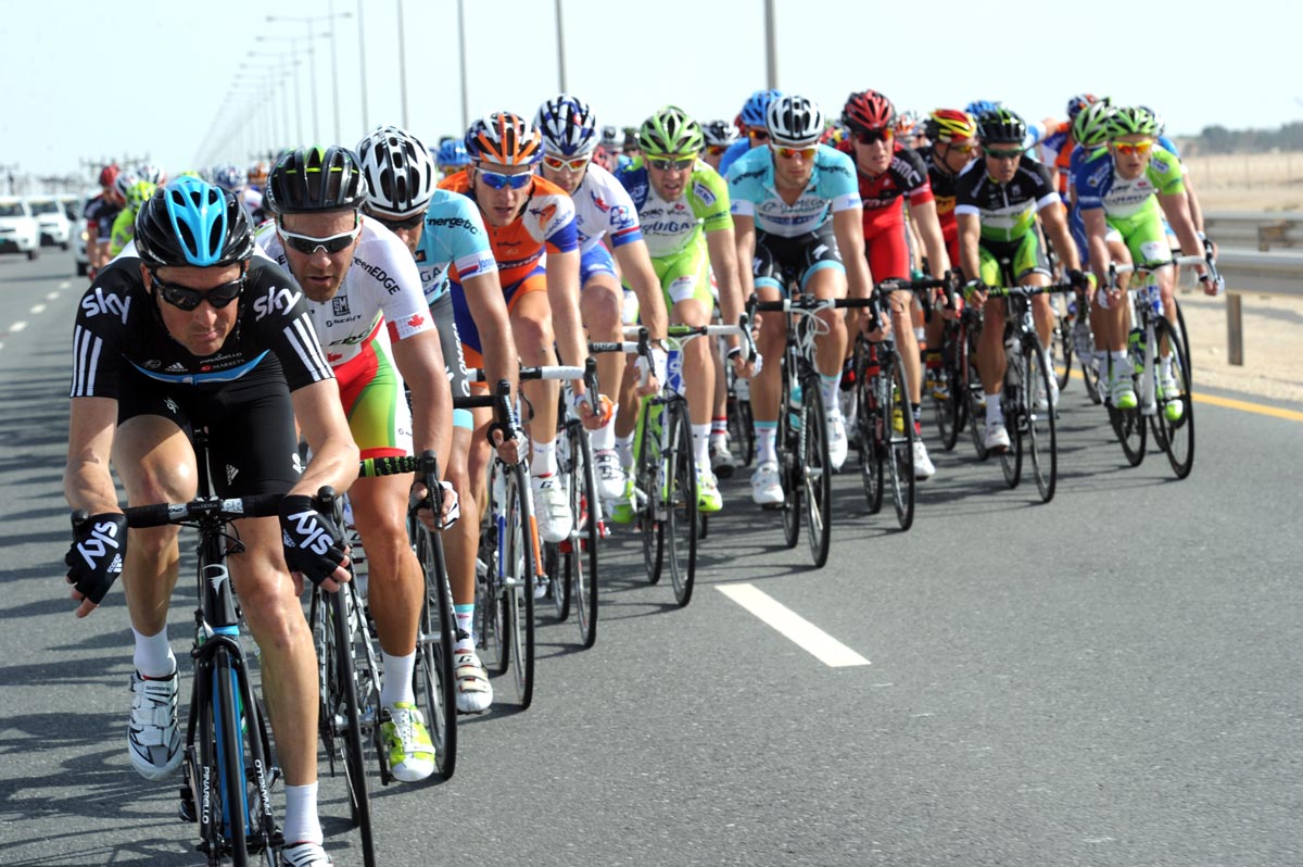 Michael Barry chases, Tour of Qatar 2012, stage one